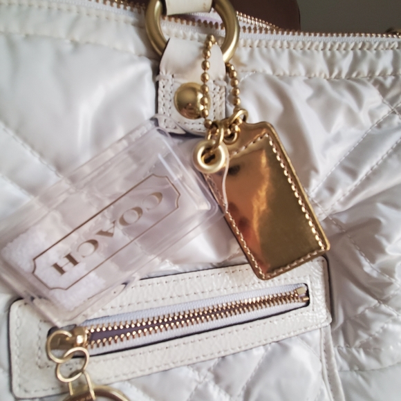 Winter white Coach bag - Picture 3 of 5
